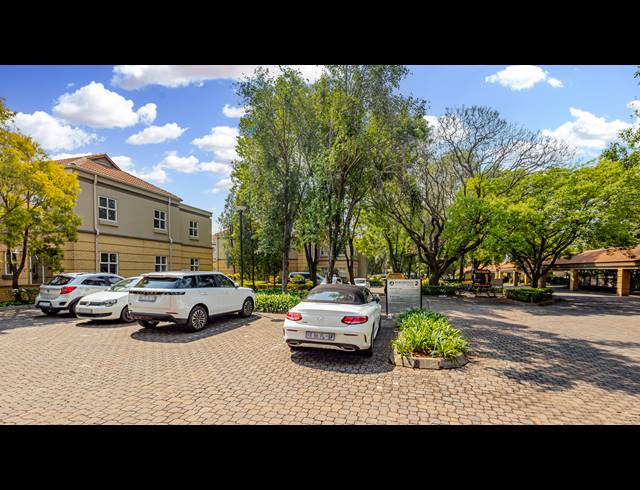 316M² OFFICE TO LET IN FERNDALE